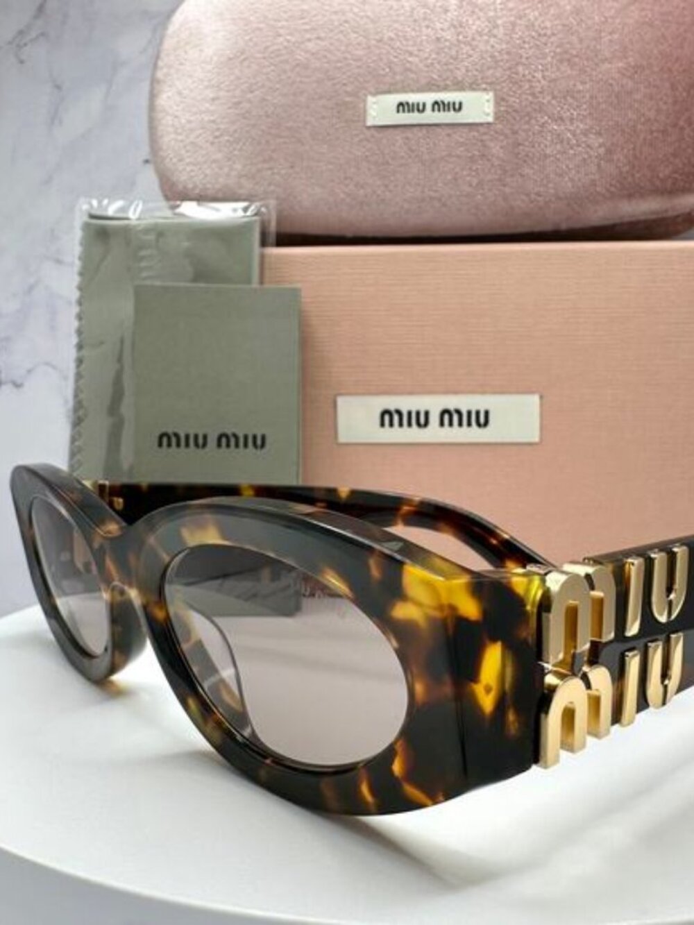 New MIU MIU Sunglasses Brown Tortoise Shell Oval Acetate Gold Logo Italy